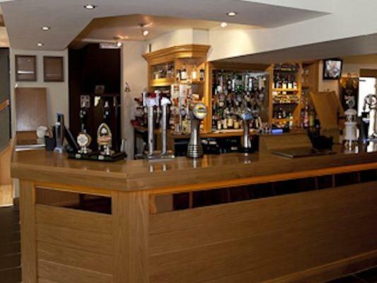 The Fountain Inn Hendy 外观 照片